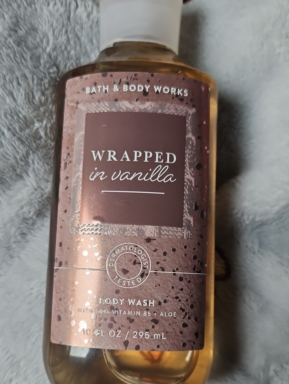 Bath & Body Works Wrapped In Vanilla Body Wash Shower Gel